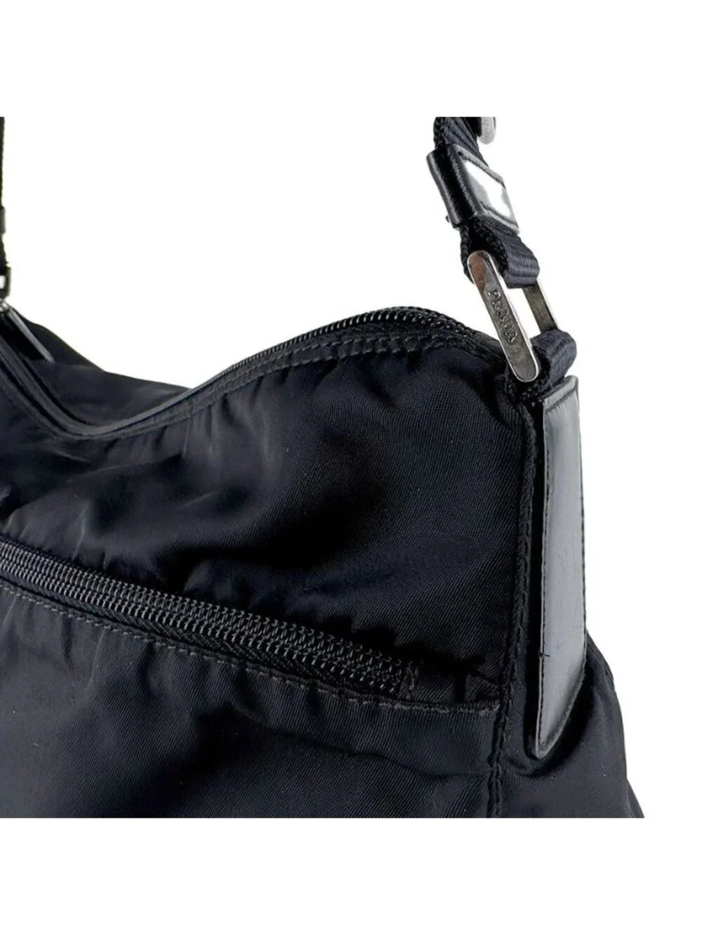 Prada item status